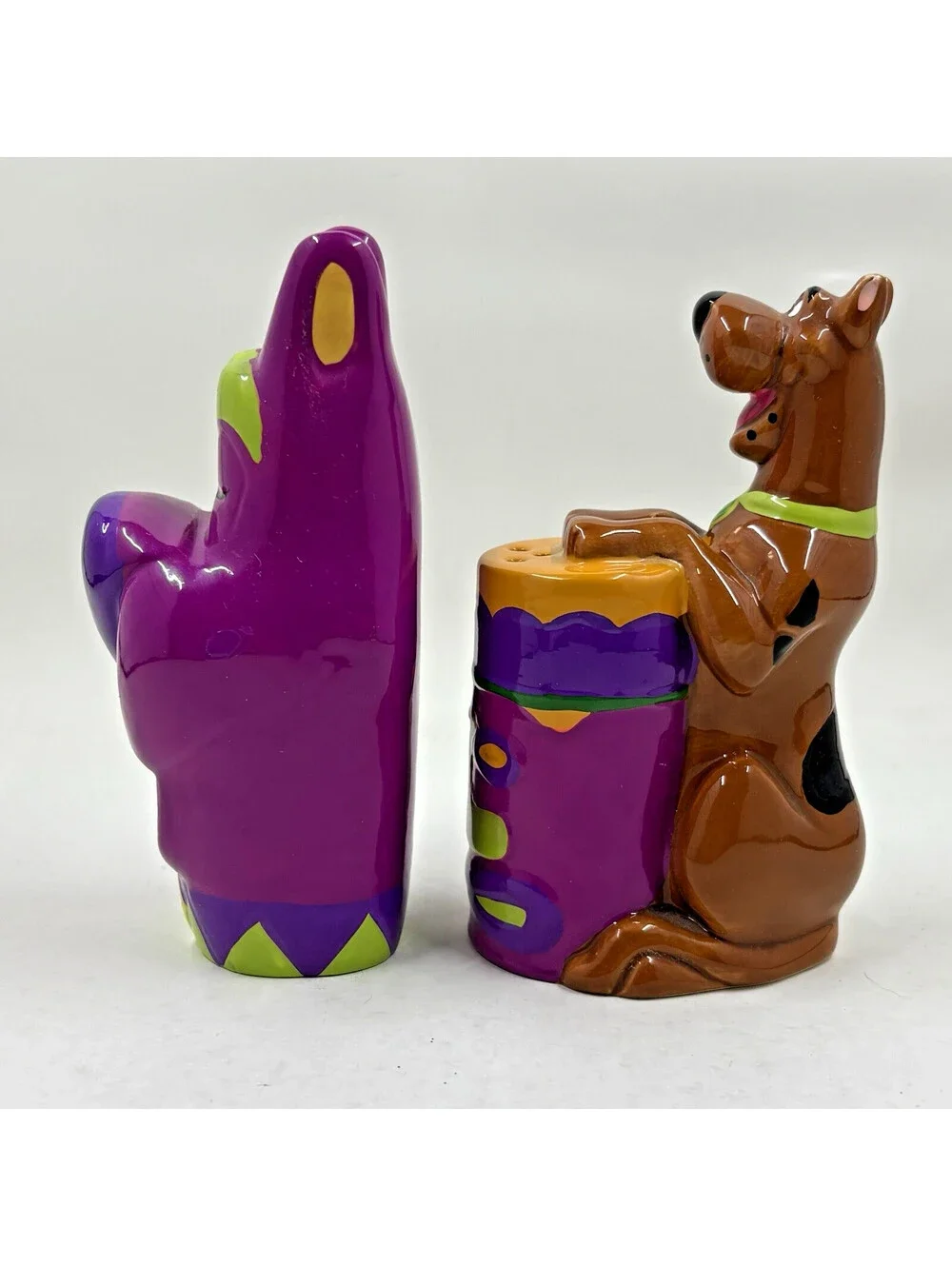 Scooby-doo Hanna-Barbera Salt And Pepper Shaker Set Ceramic